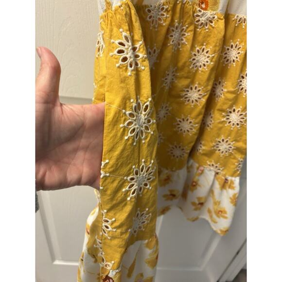 Code Mode Yellow Gold And White floral Sunflowers Swing Dress Size L - Picture 2 of 6